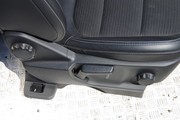 фото thumb №13, Комплектні салон ford kuga iii 2021 – сидіння, обшивки, тунель na штуки