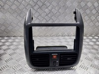 фото thumb №1, Решітка обдув середня mitsubishi carisma 1.8 gdi