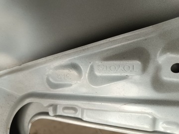 фото thumb №15, Toyota prius plus рестайлінг - крило перед правий білий