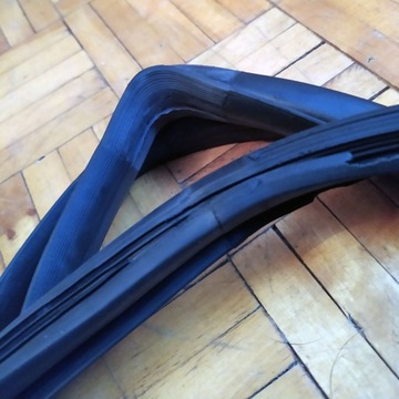 фото thumb №5, Прокладка дверь правых porsche 924 944 заменитель