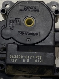 фото thumb №5, 2007 lexus gs 300 350 430 450h моторчик крышка обдув 0630000171