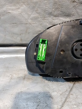 фото thumb №8, Спидометр passat b5 1.9 tdi półfis 3b0920822a