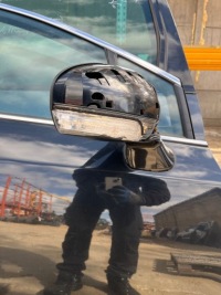 фото thumb №10, Toyota avensis t27 дверь правая перед комплектные чёрные