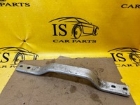 фото thumb №1, Кронштейн распорка усилитель mercedes w213