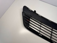 фото thumb №7, Решётка бампера средняя toyota yaris iii