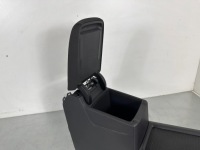 фото thumb №6, Volkswagen golf sportsvan 2016 подлокотники