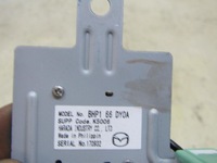 фото thumb №5, Антенна усилитель gps mazda 3 bm bn k5006