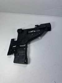 фото thumb №1, Q5 8r направляющая pod фара правый перед 10007-17075