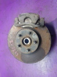 фото thumb №1, Toyota corolla e12 1.8 поворотный кулак перед правая
