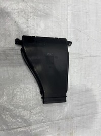 фото thumb №1, Maserati levante впуск повітрозабірник повітря 670033069