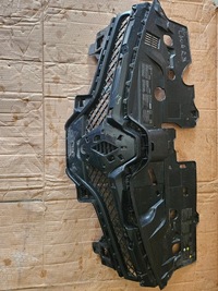 фото thumb №1, Решітка радіатора підсилювач renault clio iv 4 rs 622567564r