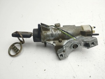 фото thumb №7, Audi a4 s4 b5 8d 1997 замок зажигания