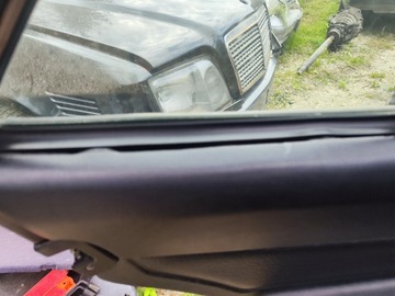 фото thumb №10, Mercedes w201 190 обшивки обивка дверь перед зад