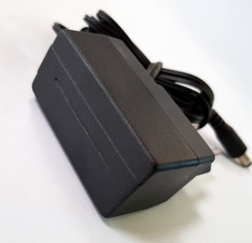 ИМПУЛЬСНЫЙ ИСТОЧНИК ПИТАНИЯ 15 В 0,8 А 800 мА SPEEDPORT I.T.E.