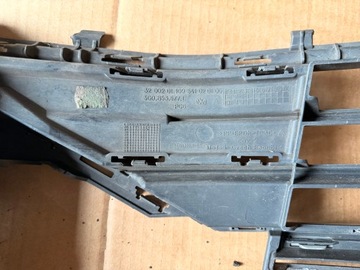 фото thumb №8, Решётка средняя бампера перед vw golf vii рестайлинг + хром – состояние повреждённый