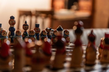 Коричневые шахматы Бабушка/Матрешка/ручная роспись/художественный