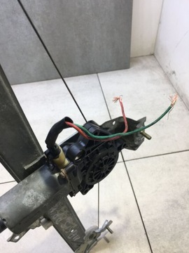 фото thumb №10, Подъемник правый перед toyota avensis t22