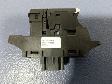 фото thumb №5, Nissan qashqai ii j11 кнопка гальма ручного 251756fr0a