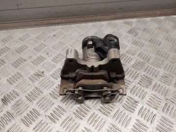 фото thumb №6, Audi q3 f3 3q0615406 зад сторона правая зажимы