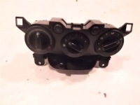 фото thumb №1, Панель кондиціонера 07-14 mazda 2