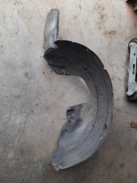 фото thumb №1, Peugeot 3008 lift підкрилок праве задні