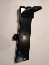 фото thumb №1, Mazda 6 кронштейн кронштейн крила правий перед