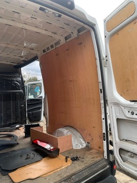 фото thumb №9, Iveco daily vi обшивка кузов 14- фургон l2h2