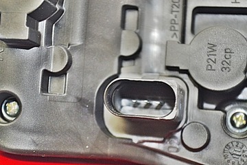 фото thumb №12, Audi a4 b8 sedan 07-11 лампа правая зад задняя новая оригинал