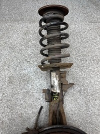 Амортизационная стойка поворотный кулак левое  перед volvo xc60 1 2008-2017 31277626 2.4 2.0 Доставка, фото thumb