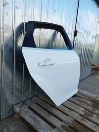 фото thumb №4, Двері праві зад ford focus mk3 iii колір 5b 2010--- оригінал хетчбек hb