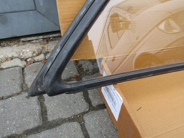 фото thumb №13, 7 mercedes w124 универсал белая левая стекло задняя боковая крыльев + прокладка