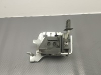 фото thumb №1, Bmw f31 кронштейн шторка правое 7268030