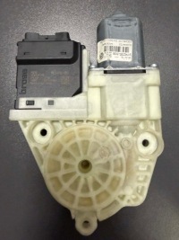Купить Моторчик подъемника задняя левое  vw passat cc 3c0959795b, фото thumb