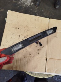 Купить Накладка задний крышки микровыключатель audi a3 8p 8p0827574, фото thumb