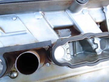 фото thumb №10, Крышка клапанов правая volvo xc90 i s80 ii 4.4 v8