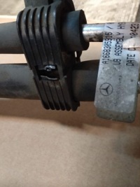 фото thumb №2, Mercedes gl gls x166 шланг кондиціонера a1668305915