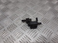 фото thumb №1, Клапан вакууму vw bora 037906283a