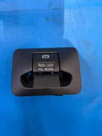 фото thumb №1, Volvo v60 lift кнопка тормоза ручного 31343242