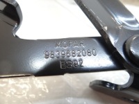 фото thumb №8, Peugeot 3008 iii p64 петля капота крышки двигателя правое новый оригинальная запчасть