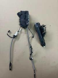 фото thumb №1, Vw golf 8 22r hb замок ручка двері задня 5h0837469