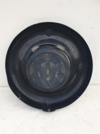 фото thumb №1, Toyota rav4 ii 00-05 кронштейн na колесо запасне задня 64773-42010