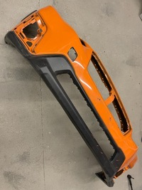 фото thumb №1, Subaru crosstrek 2017-2020 бампер перед оригінал