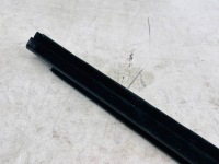Corolla e21 молдинг скребок внутренний дверь задних задний правый правый  задний в Украине, фото thumb