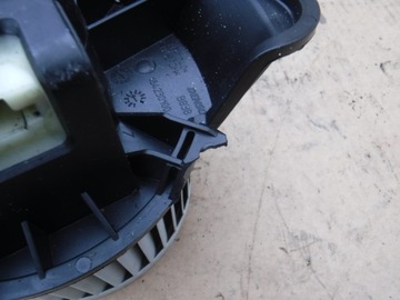 фото thumb №3, Повітродувка вентилятор повітропровід opel corsa d 13335075