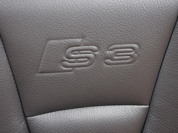 фото thumb №9, Audi s3 8v sedan сидіння диван шкіра біла nić нагрівання bang