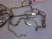 фото thumb №12, Volvo xc60 ii 2.0 t5 электропроводка отсек двигателя