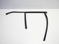 фото thumb №1, Volvo xc40 2021 прокладка рамка стекло правый задняя