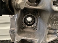 фото thumb №6, Bmw g30 поворотный кулак ступица рычаги правый задняя 6866338