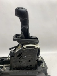 фото thumb №6, Volkswagen jetta vii домкрат перемикання передач gear shifter 5q1713023bs 2019