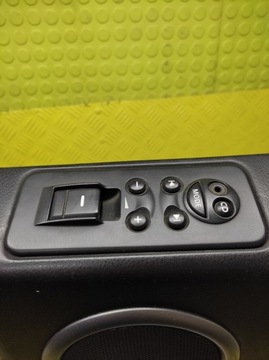 фото thumb №7, Land rover discovery iii обивка боковина дверь левый зад